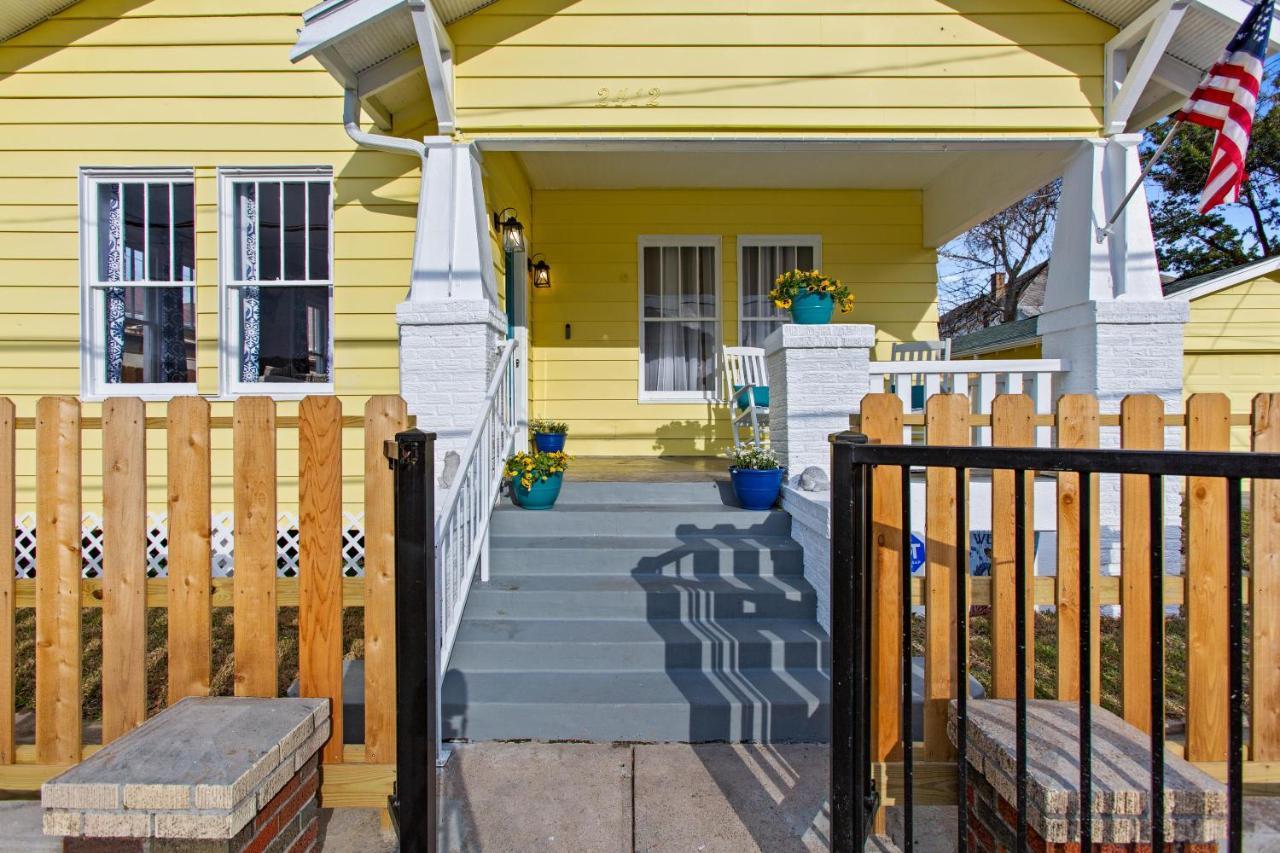 Chateau Des Amis Galveston Exterior photo